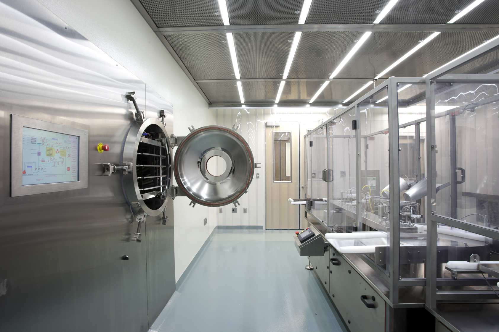Aeras 0032 Clean room freeze dryer